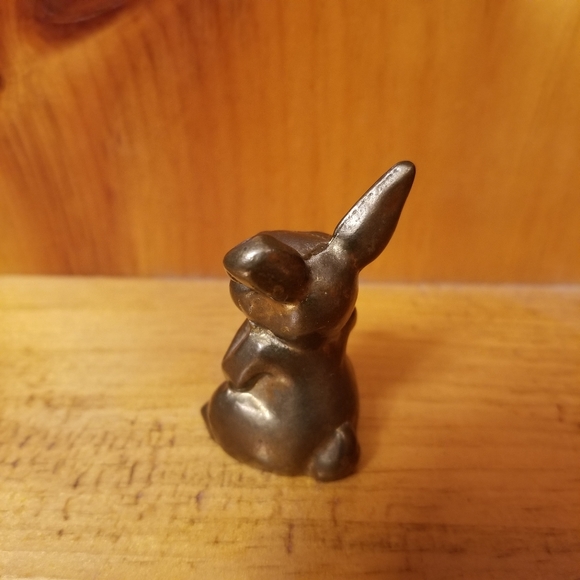 Charming Bronze Rabbit Figurine - Picture 3 of 5